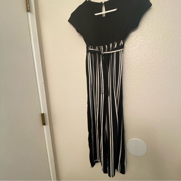 Black pin Striped stretchy Jumpsuit Romper jersey girls 10-12 - Picture 1 of 9